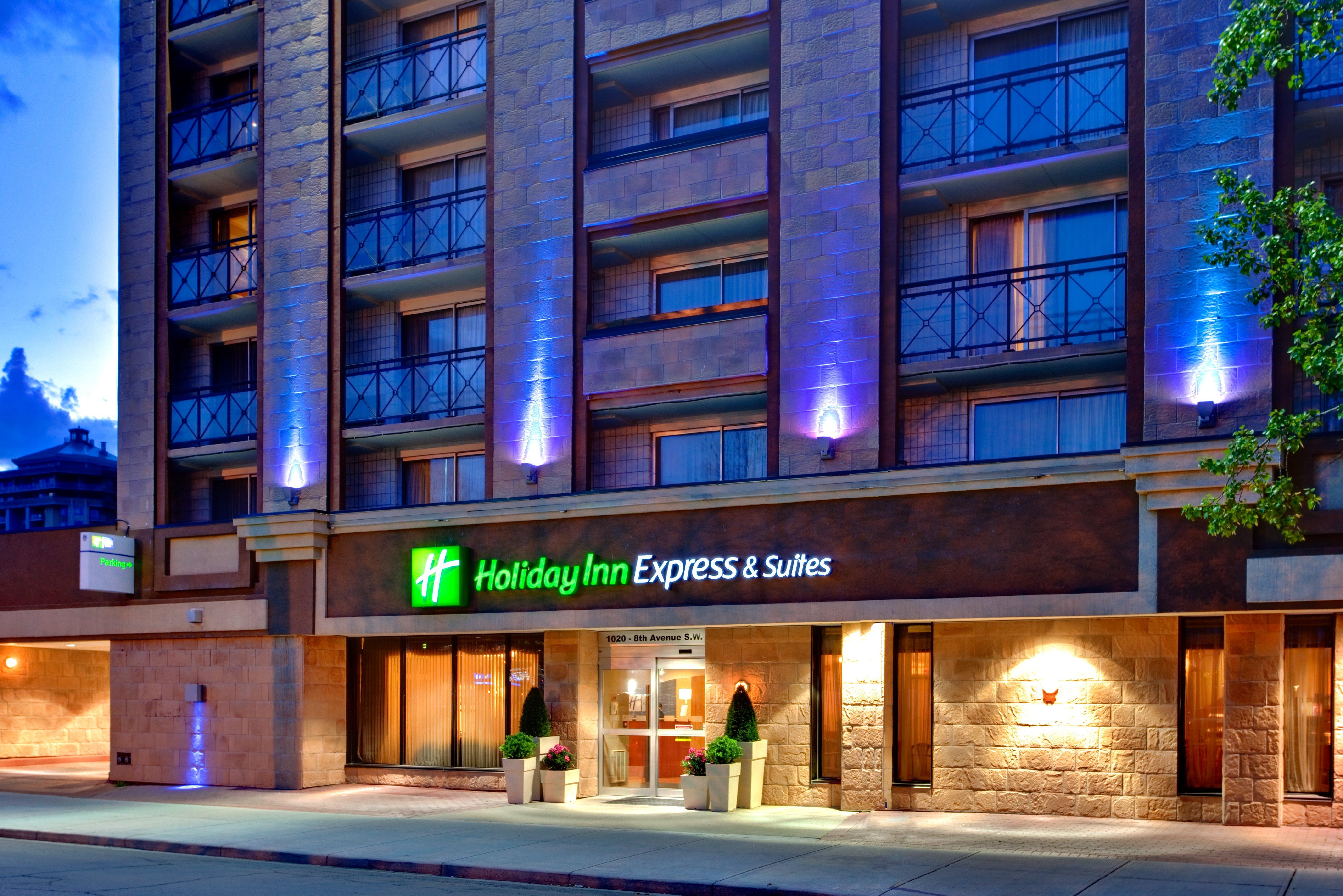 Holiday Inn Express And Suites Calgary By Ihg Εξωτερικό φωτογραφία
