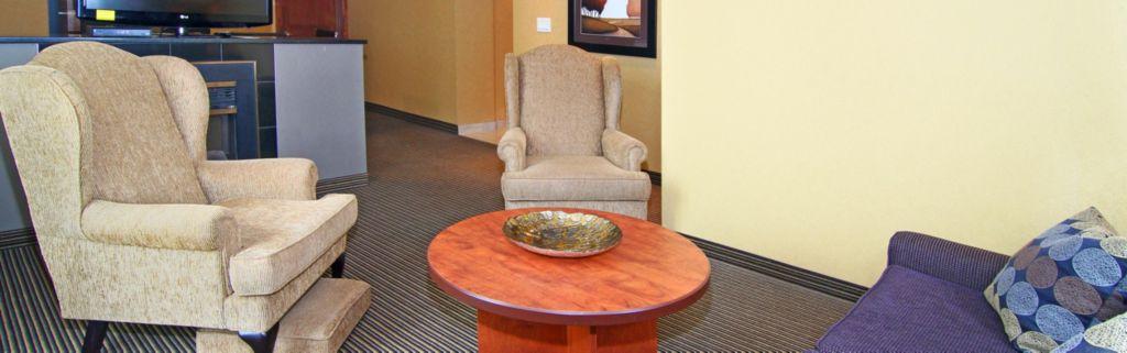 Holiday Inn Express And Suites Calgary By Ihg Εξωτερικό φωτογραφία