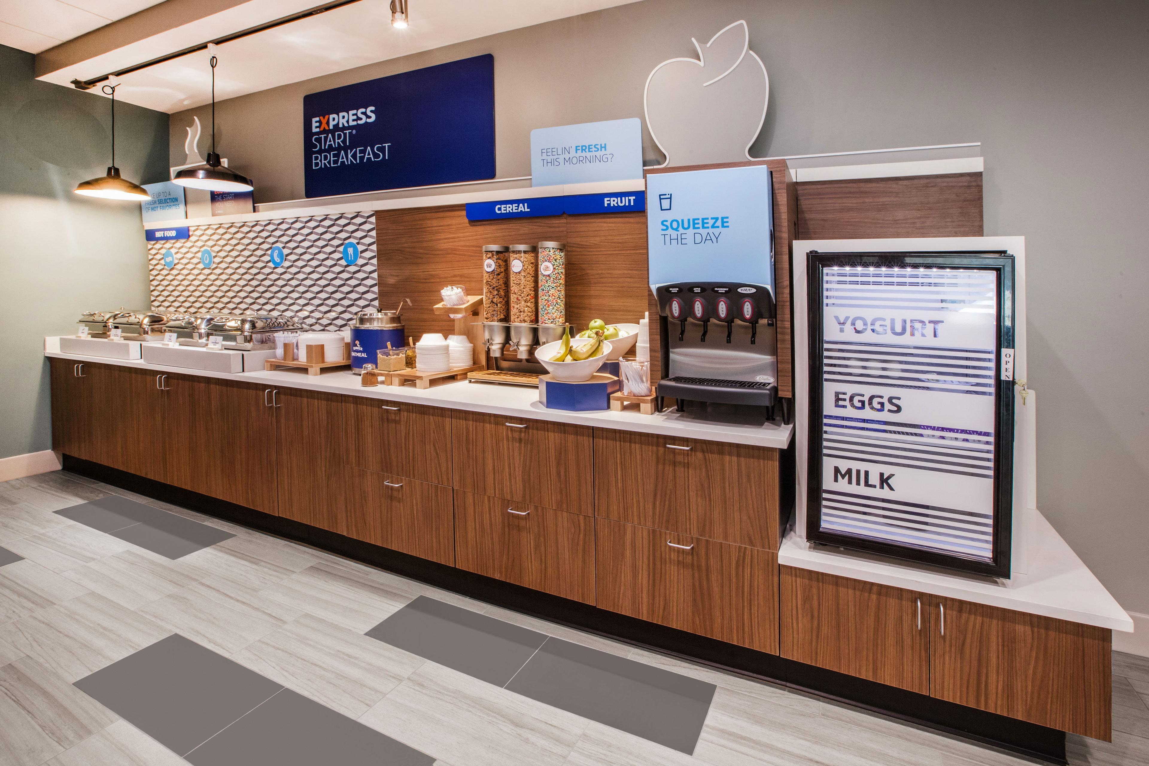 Holiday Inn Express And Suites Calgary By Ihg Εξωτερικό φωτογραφία